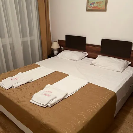 Romance Marine 2 Bedroom Private Apartament Lägenhet *